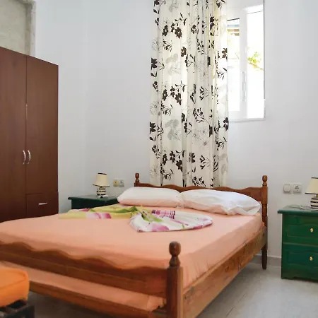 アパート Two-bedroom In